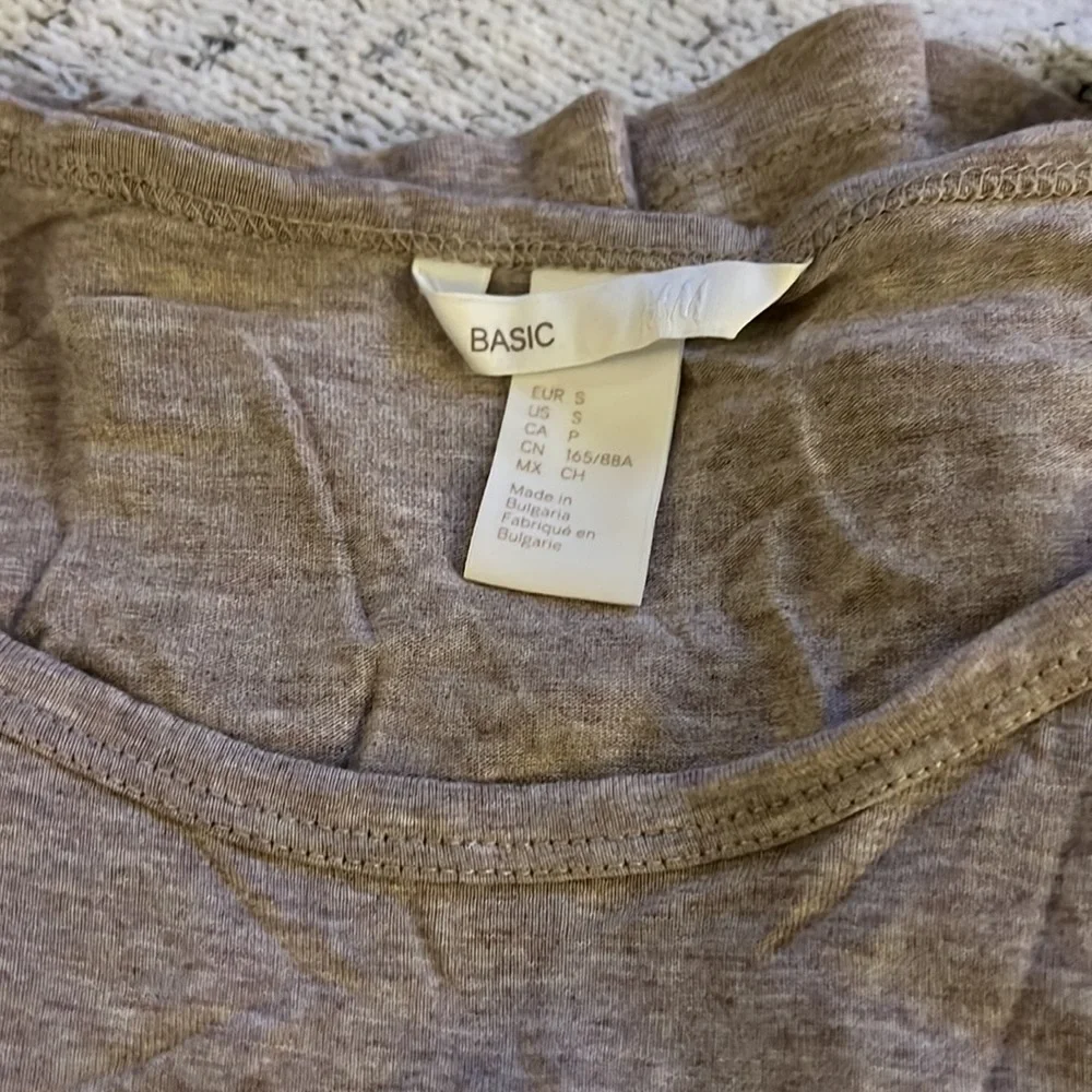 H&am Basic Tan T-Shirt - Picture 3 of 4